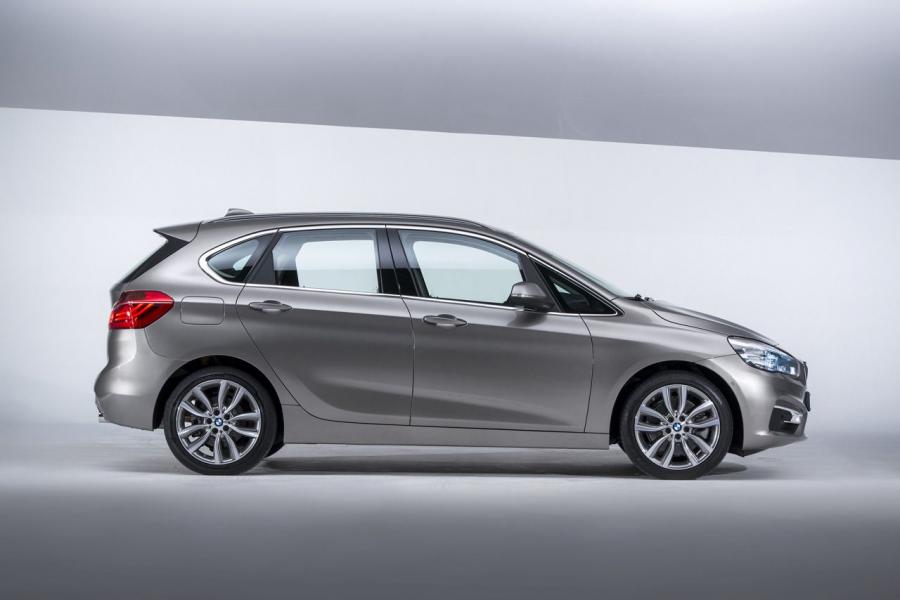  BMW 2-Series Active Tourer 2014 года  (фото 7 из 64)